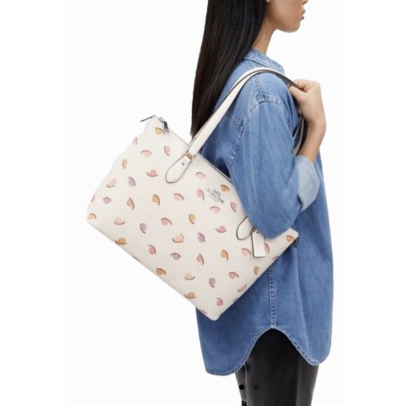New Coach CV268 Gallery Tote Bag with Snail Print Chalk multi - Picture 3 of 5